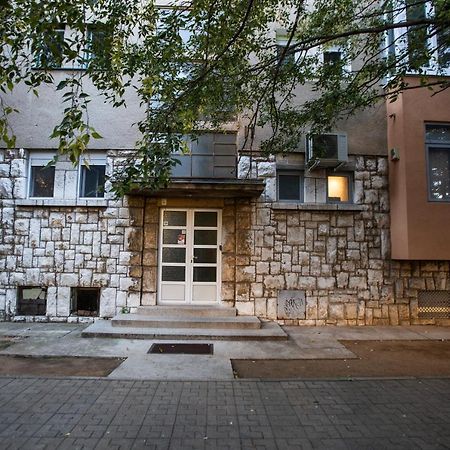 Big Tree Apartment & The Nest Apartment - Free Parking Мостар Екстер'єр фото