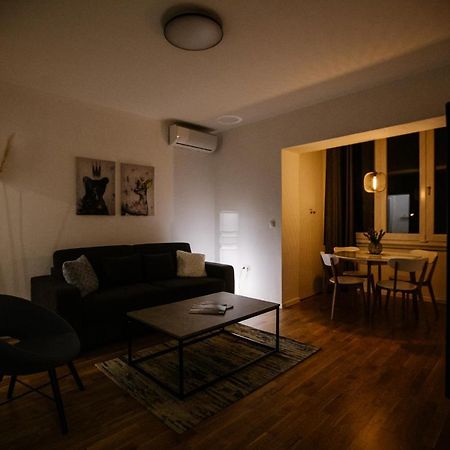 Big Tree Apartment & The Nest Apartment - Free Parking Мостар Екстер'єр фото