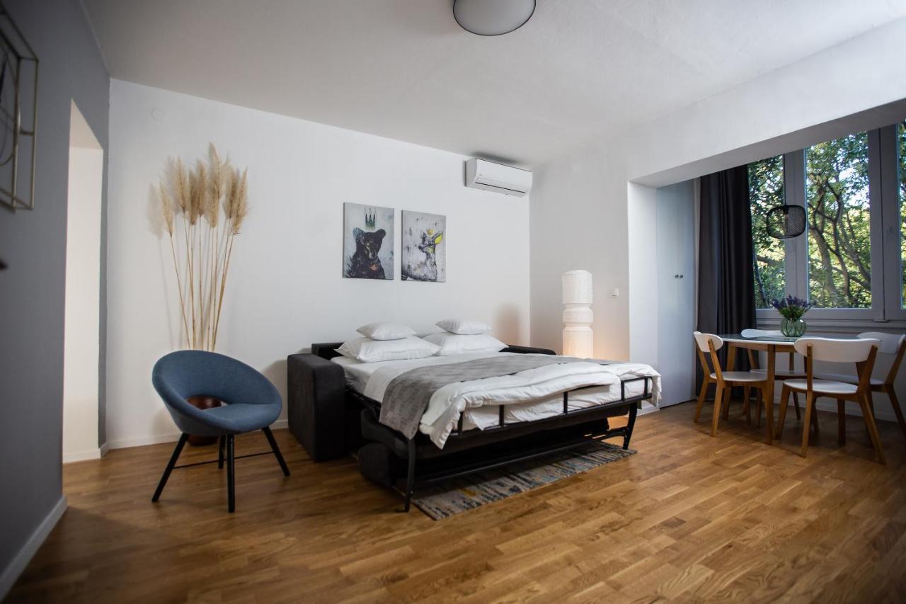 Big Tree Apartment & The Nest Apartment - Free Parking Мостар Екстер'єр фото
